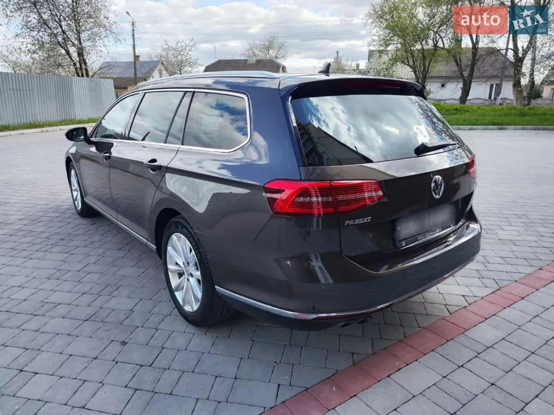 2017 Volkswagen Passat - мініатюра 2