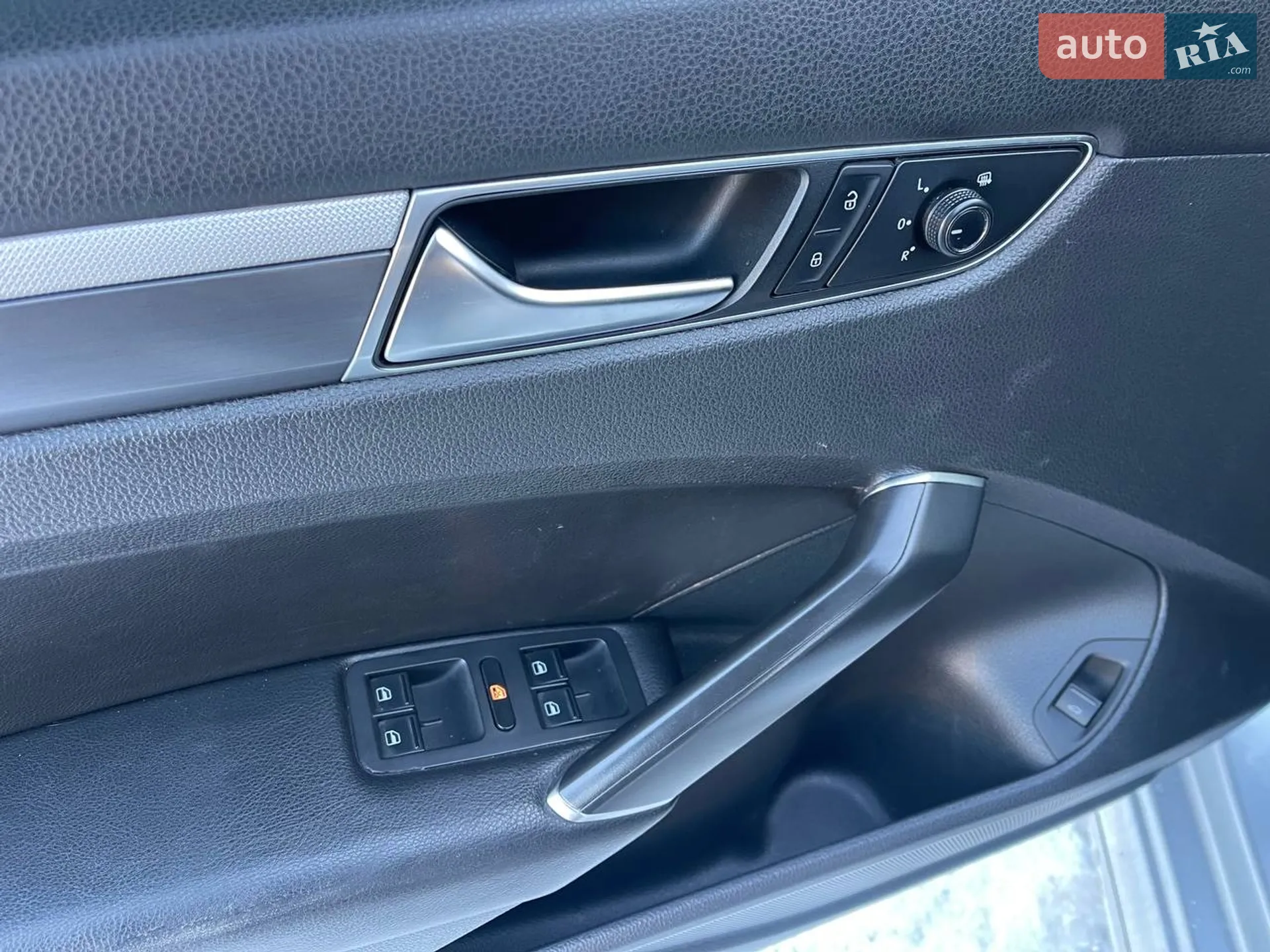 2018 Volkswagen Passat - мініатюра 16