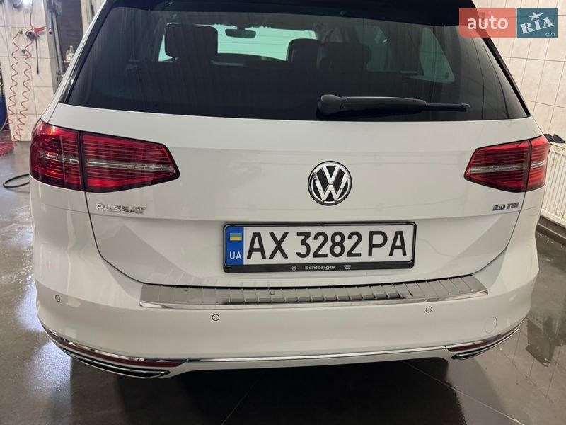 Універсал Volkswagen Passat 2017 в Харкові