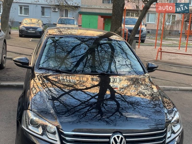 Volkswagen Passat 2011