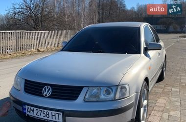 Седан Volkswagen Passat 1997 в Житомирі