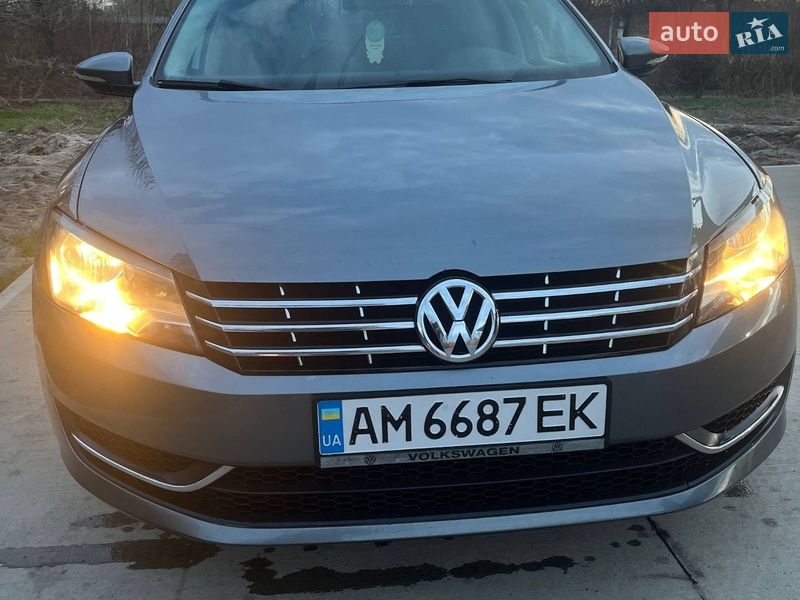 Седан Volkswagen Passat 2012 в Бердичеве