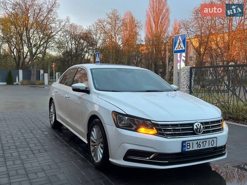 Седан Volkswagen Passat 2015 в Черкасах