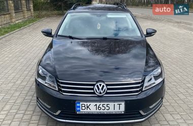 Универсал Volkswagen Passat 2012 в Маневичах