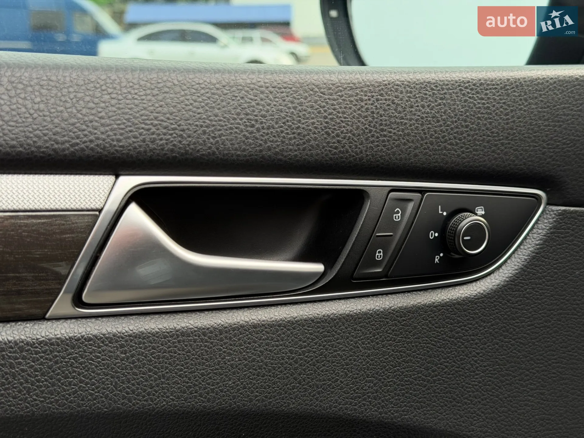 2016 Volkswagen Passat - мініатюра 37