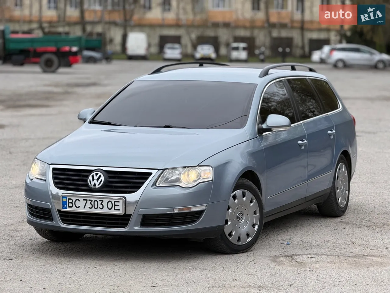 2010 Volkswagen Passat - мініатюра 11
