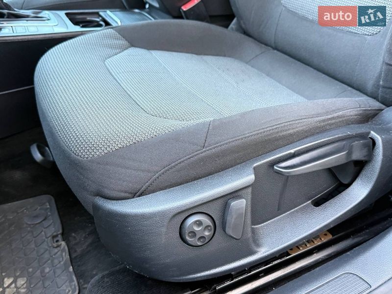 Универсал Volkswagen Passat 2014 в Стрые