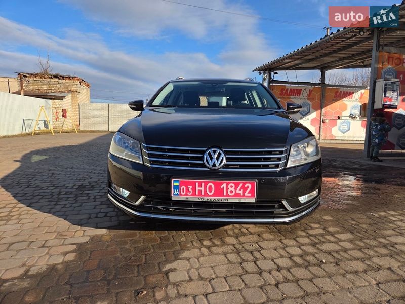 Универсал Volkswagen Passat 2013 в Харькове