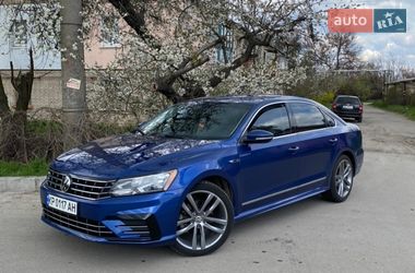 Седан Volkswagen Passat 2017 в Запоріжжі