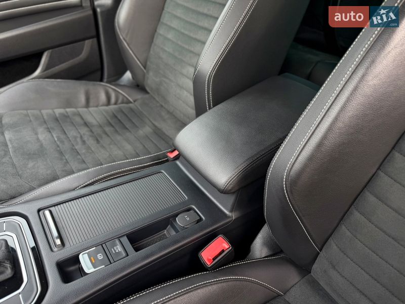 Универсал Volkswagen Passat 2021 в Луцке