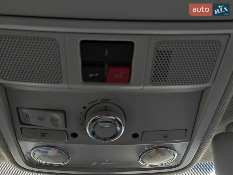 Седан Volkswagen Passat 2013 в Киеве фото 26 Седан Volkswagen Passat 2013 в Киеве