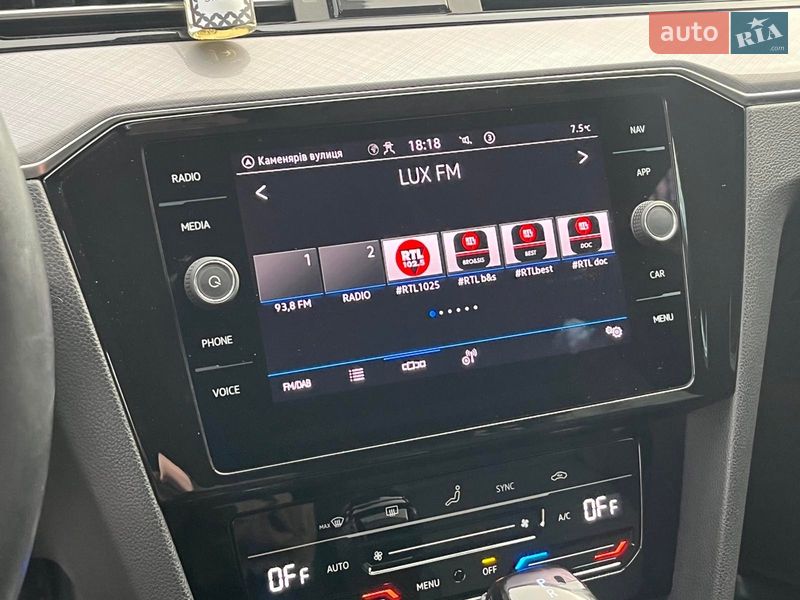 Универсал Volkswagen Passat 2022 в Киеве