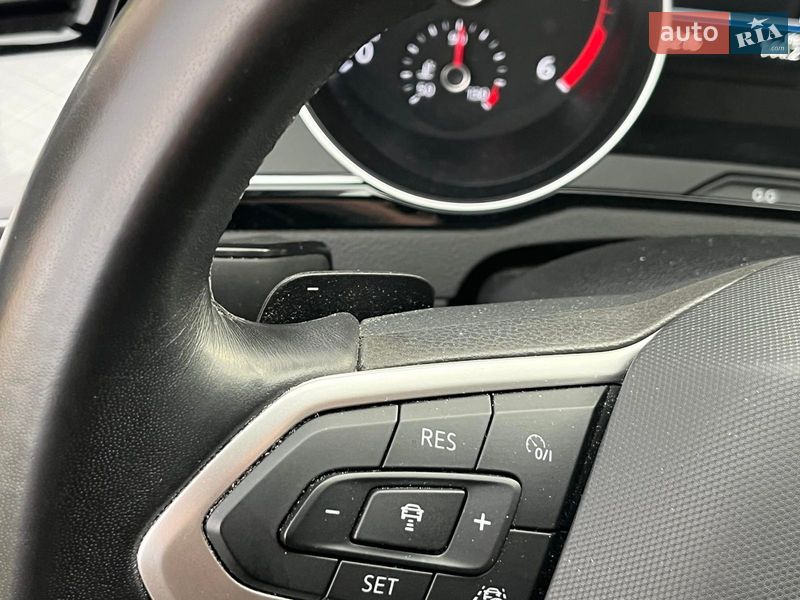 Универсал Volkswagen Passat 2022 в Киеве