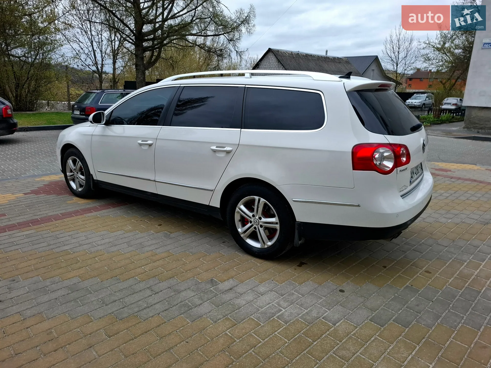 2010 Volkswagen Passat - мініатюра 13