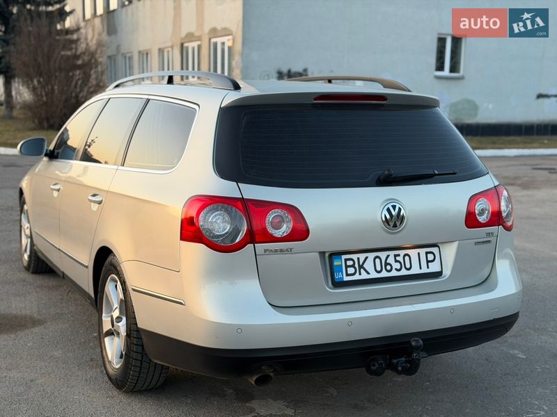 Универсал Volkswagen Passat 2009 в Ровно