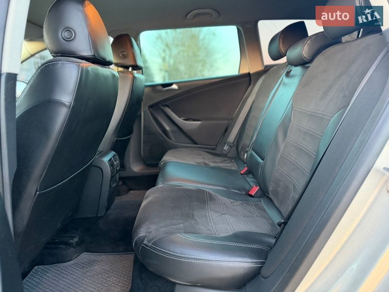 Универсал Volkswagen Passat 2009 в Ровно