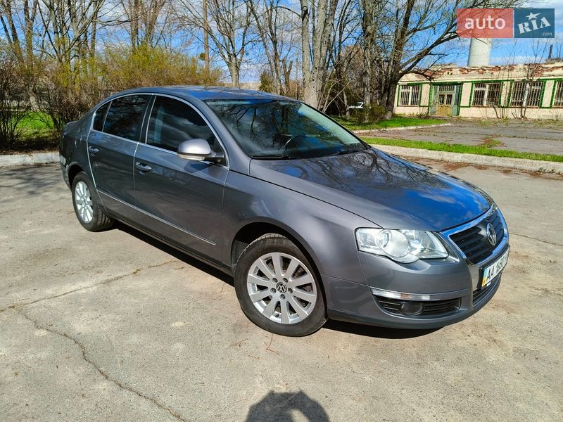 Седан Volkswagen Passat 2008 в Миргороде