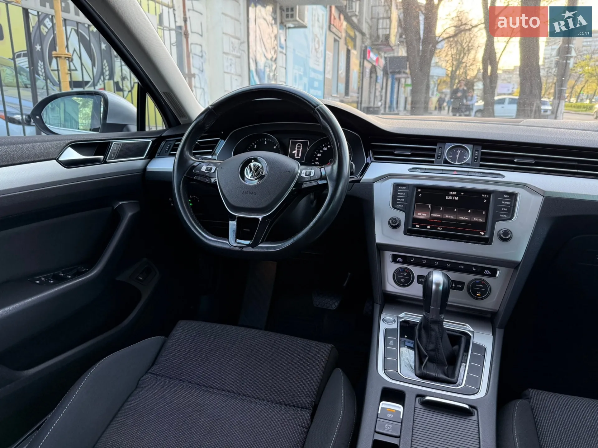 2015 Volkswagen Passat - мініатюра 31