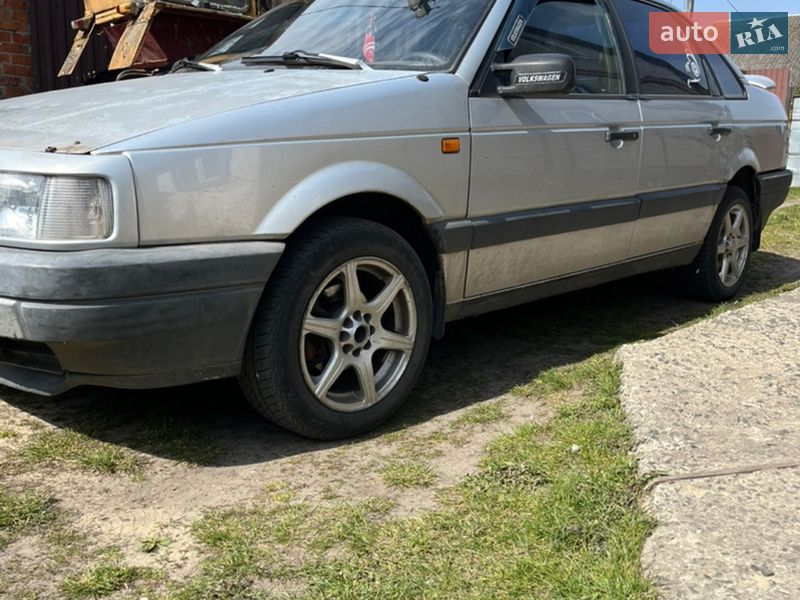 Volkswagen Passat 1993