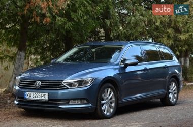 Универсал Volkswagen Passat 2014 в Хмельницком