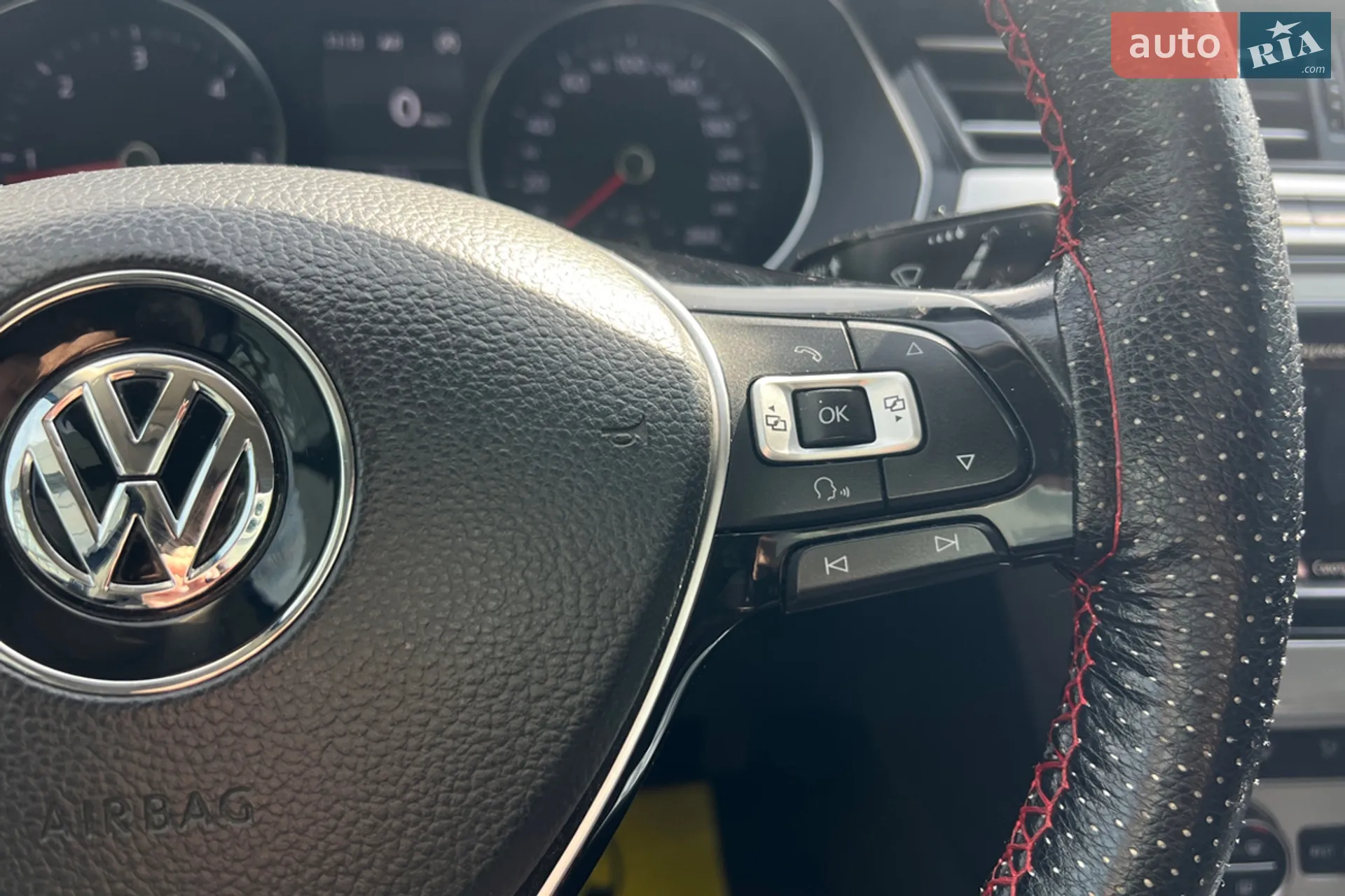 2015 Volkswagen Passat - мініатюра 13