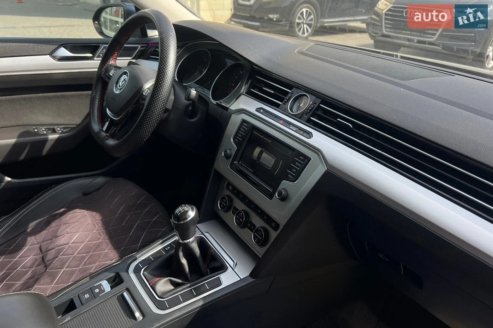 2015 Volkswagen Passat - мініатюра 16