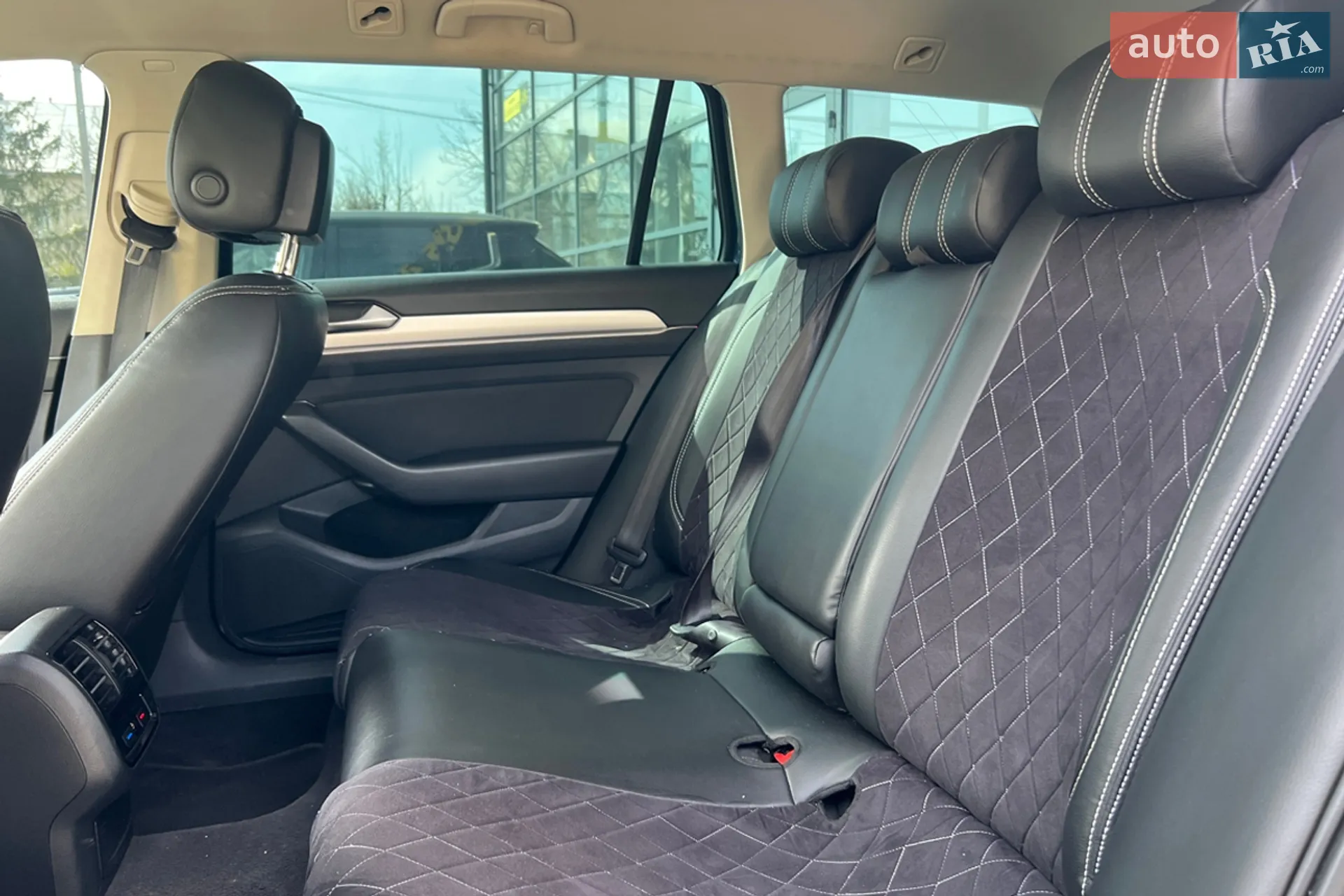 2015 Volkswagen Passat - мініатюра 18