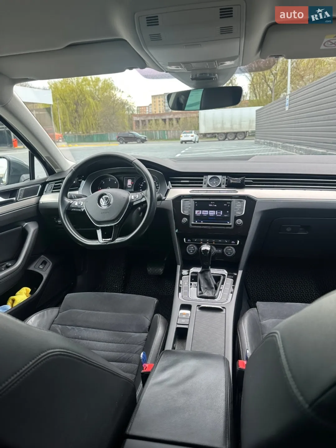 2017 Volkswagen Passat - мініатюра 19