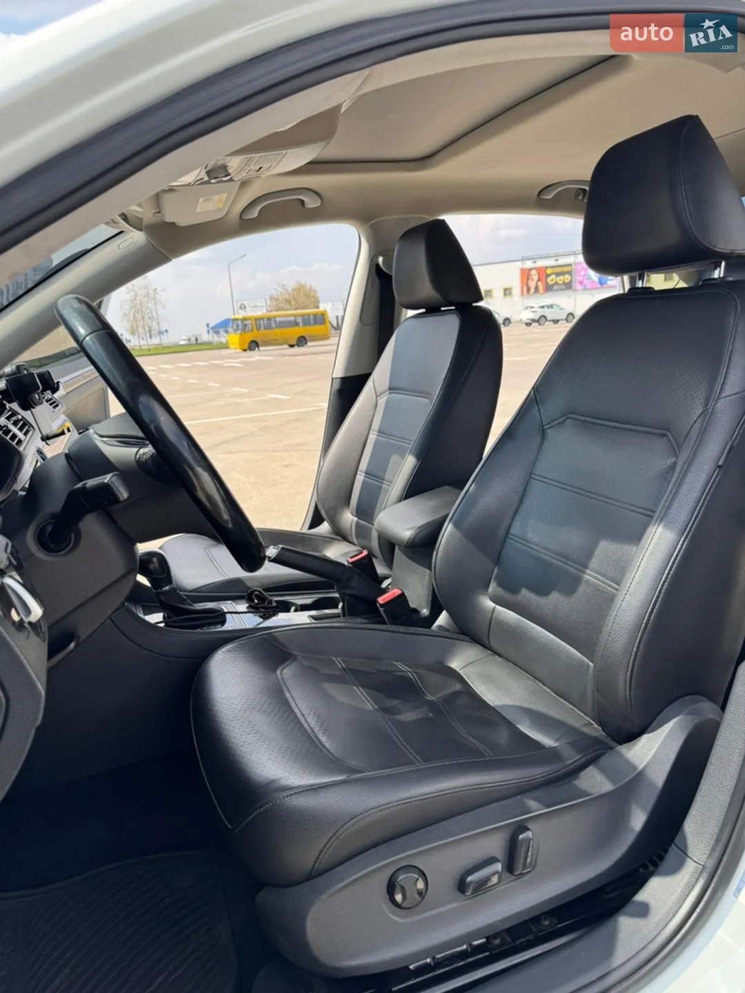 2015 Volkswagen Passat - мініатюра 9