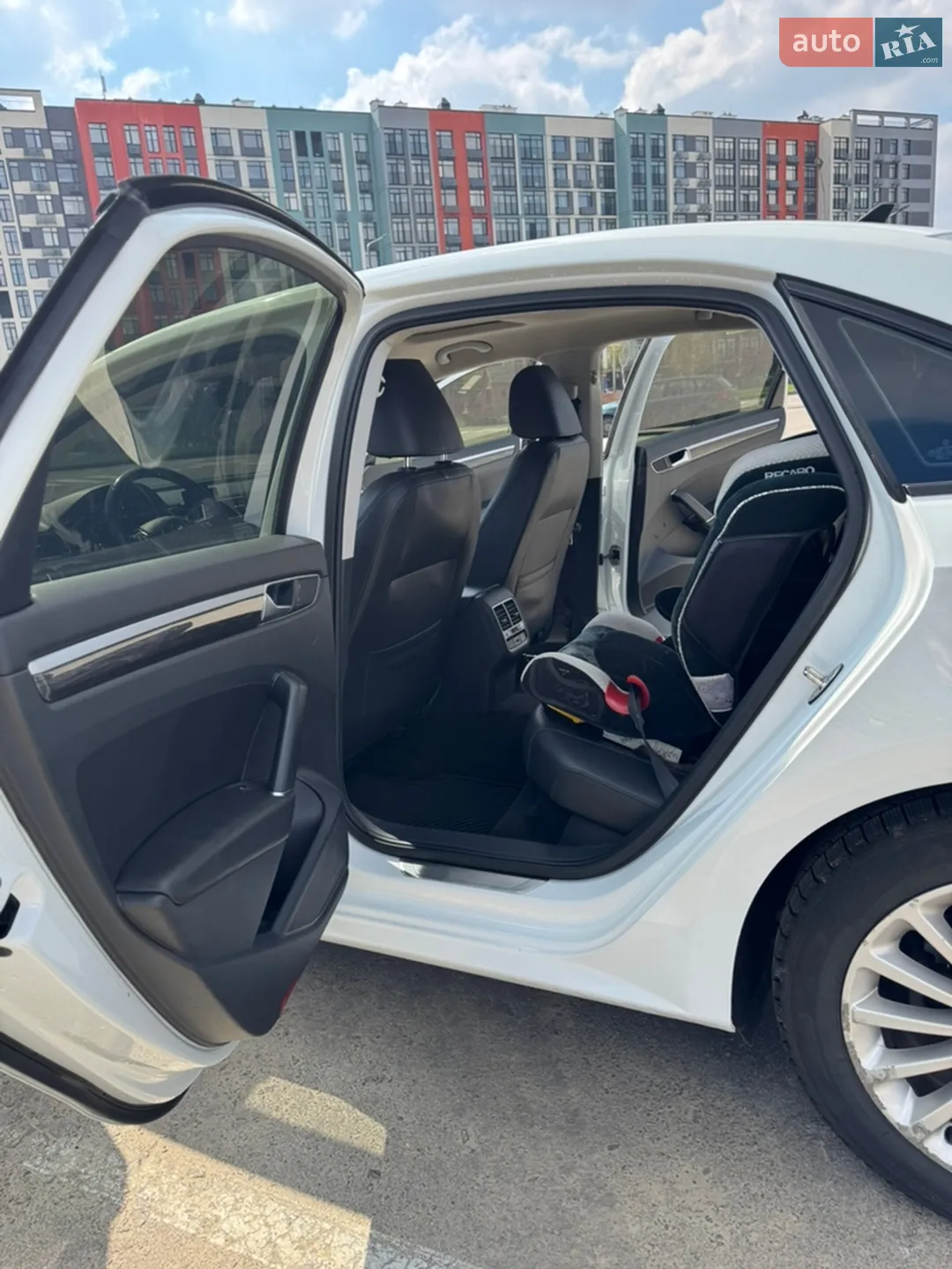 2015 Volkswagen Passat - мініатюра 13