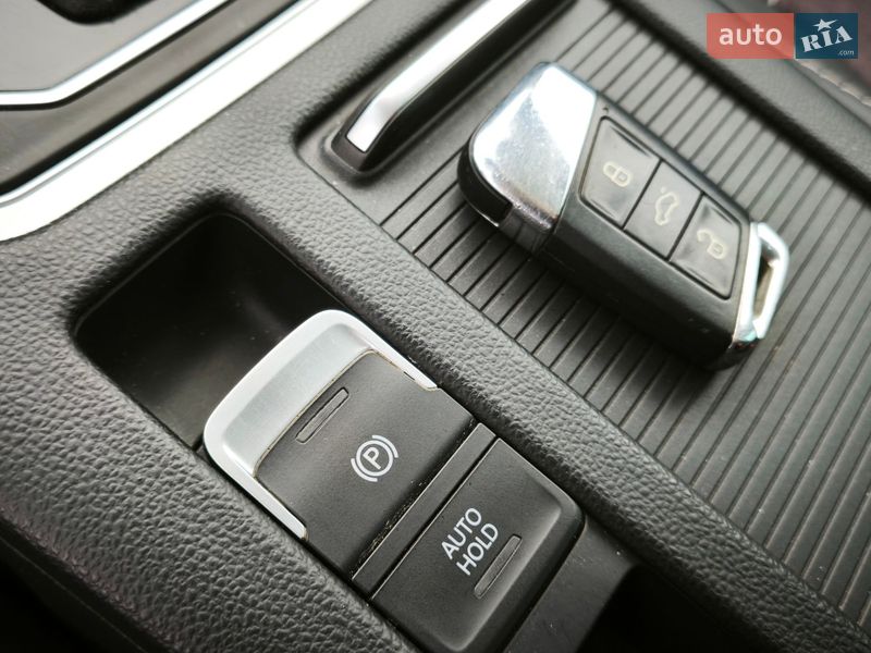 Универсал Volkswagen Passat 2016 в Львове