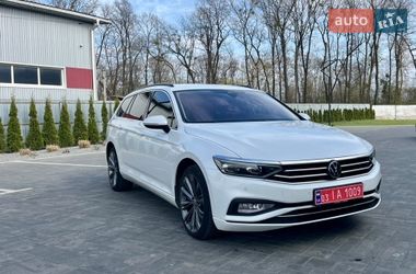 Универсал Volkswagen Passat 2022 в Луцке