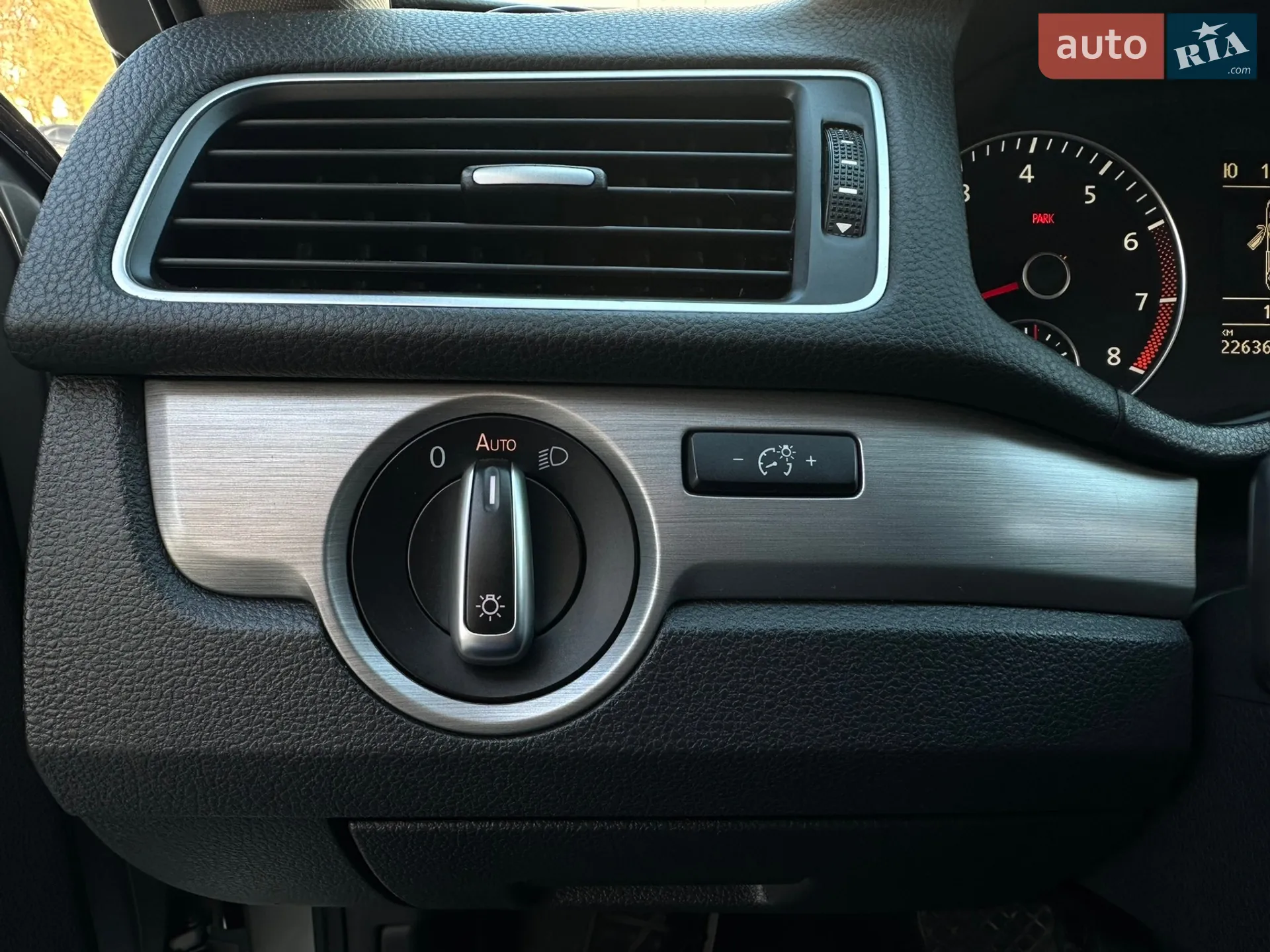 2013 Volkswagen Passat - мініатюра 42