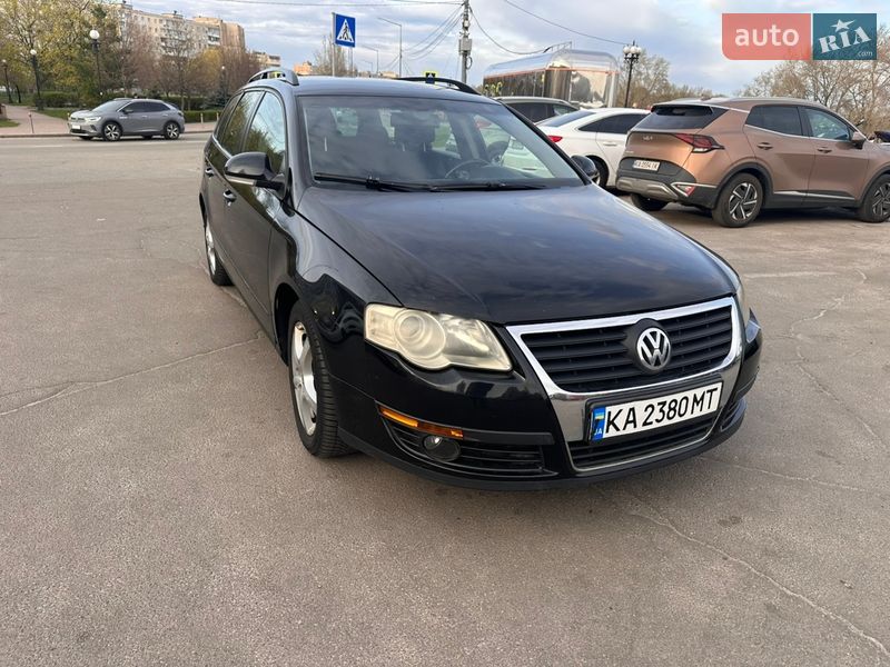 Универсал Volkswagen Passat 2005 в Киеве