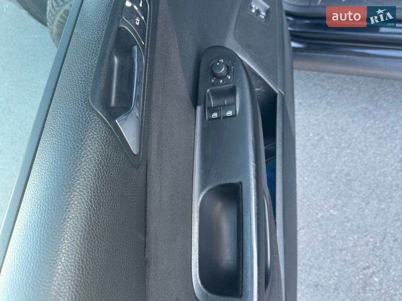 Универсал Volkswagen Passat 2005 в Киеве