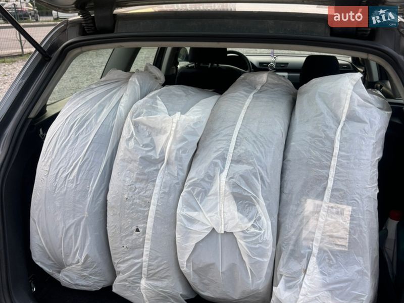 Универсал Volkswagen Passat 2006 в Киеве