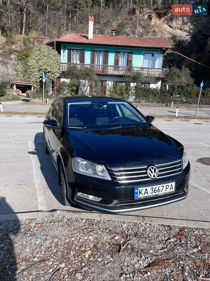 2011 Volkswagen Passat - мініатюра 32