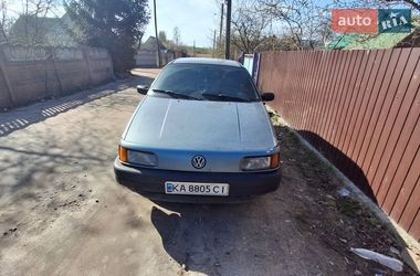 Седан Volkswagen Passat 1990 в Житомирі