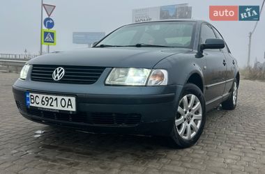 Седан Volkswagen Passat 1999 в Львові