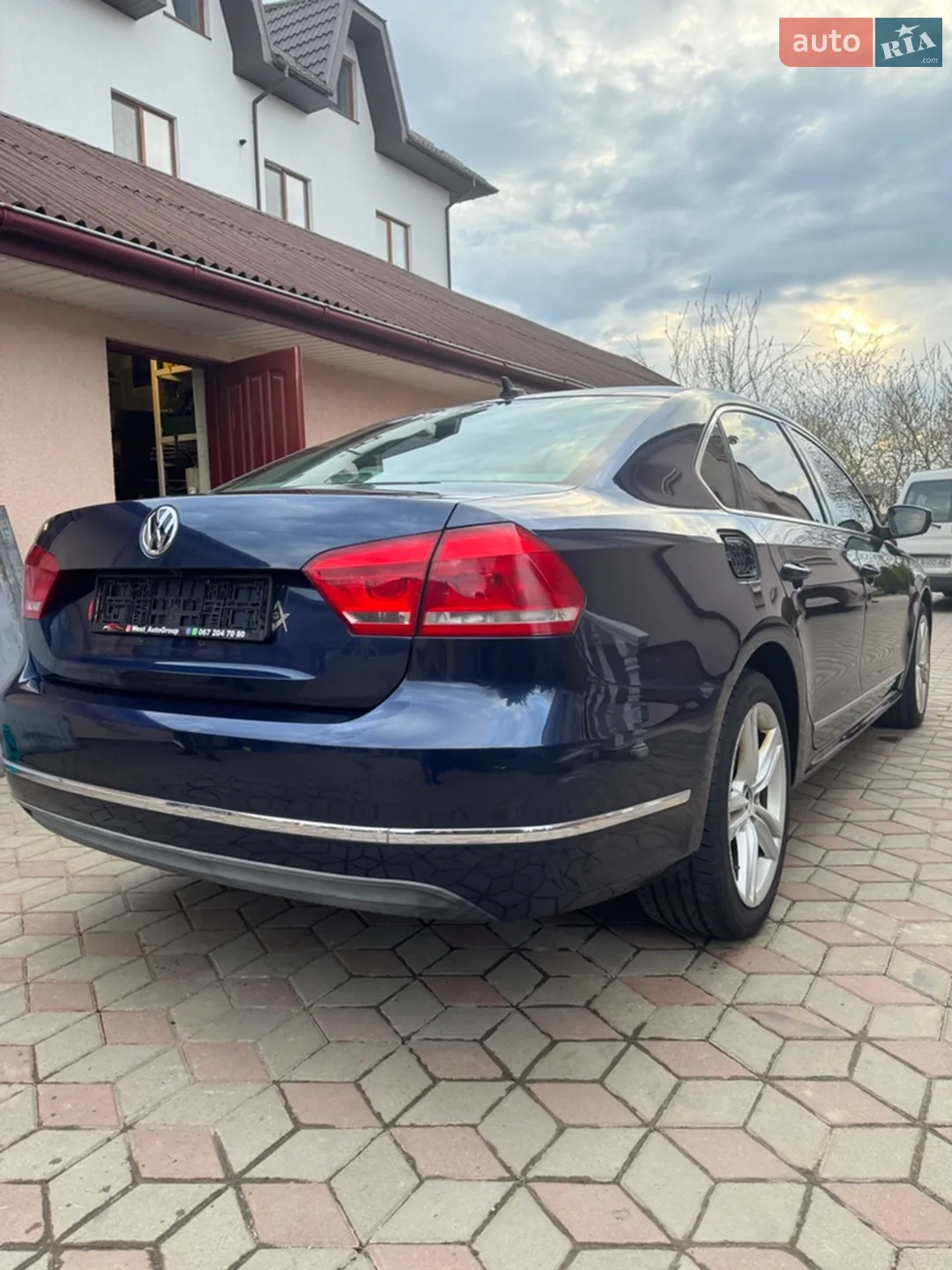 2012 Volkswagen Passat - мініатюра 9