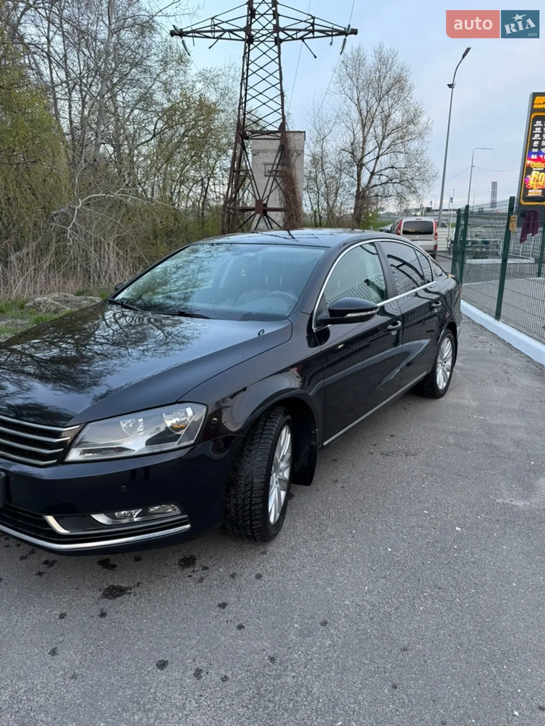 2011 Volkswagen Passat - мініатюра 2