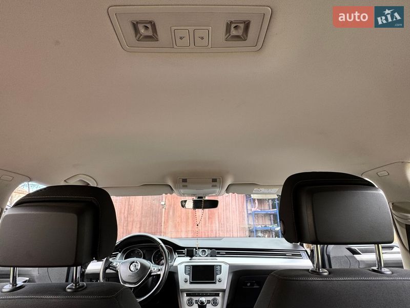 Универсал Volkswagen Passat 2015 в Звягеле