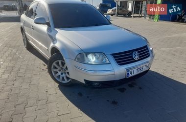 Седан Volkswagen Passat 2004 в Барышевке