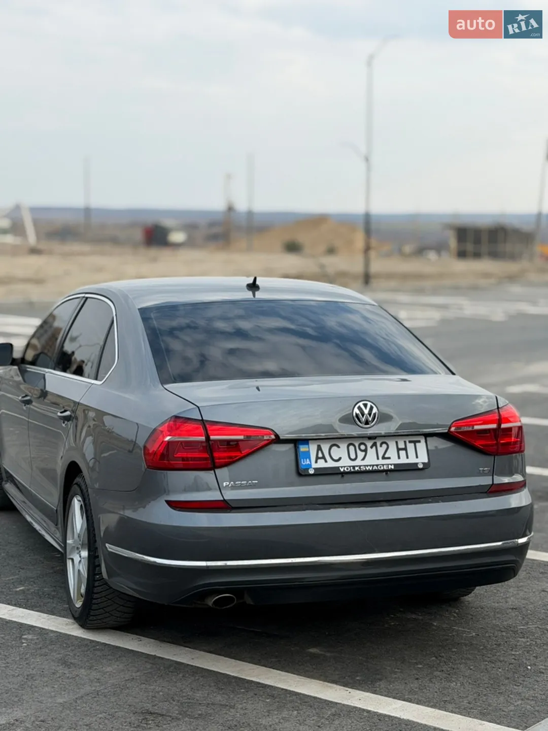 2016 Volkswagen Passat - мініатюра 4
