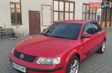 Седан Volkswagen Passat 1998 в Хмельницькому
