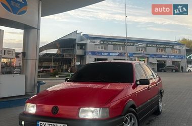 Седан Volkswagen Passat 1991 в Хмельницком