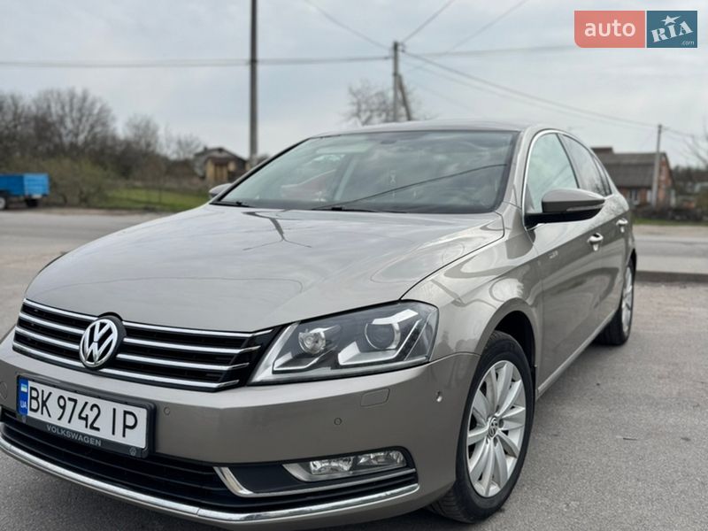 Volkswagen Passat 2012