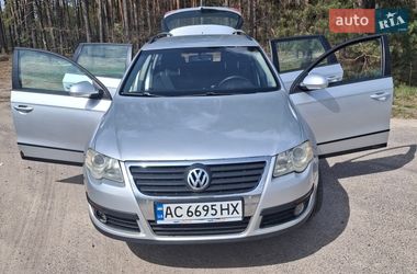 Універсал Volkswagen Passat 2006 в Любешові