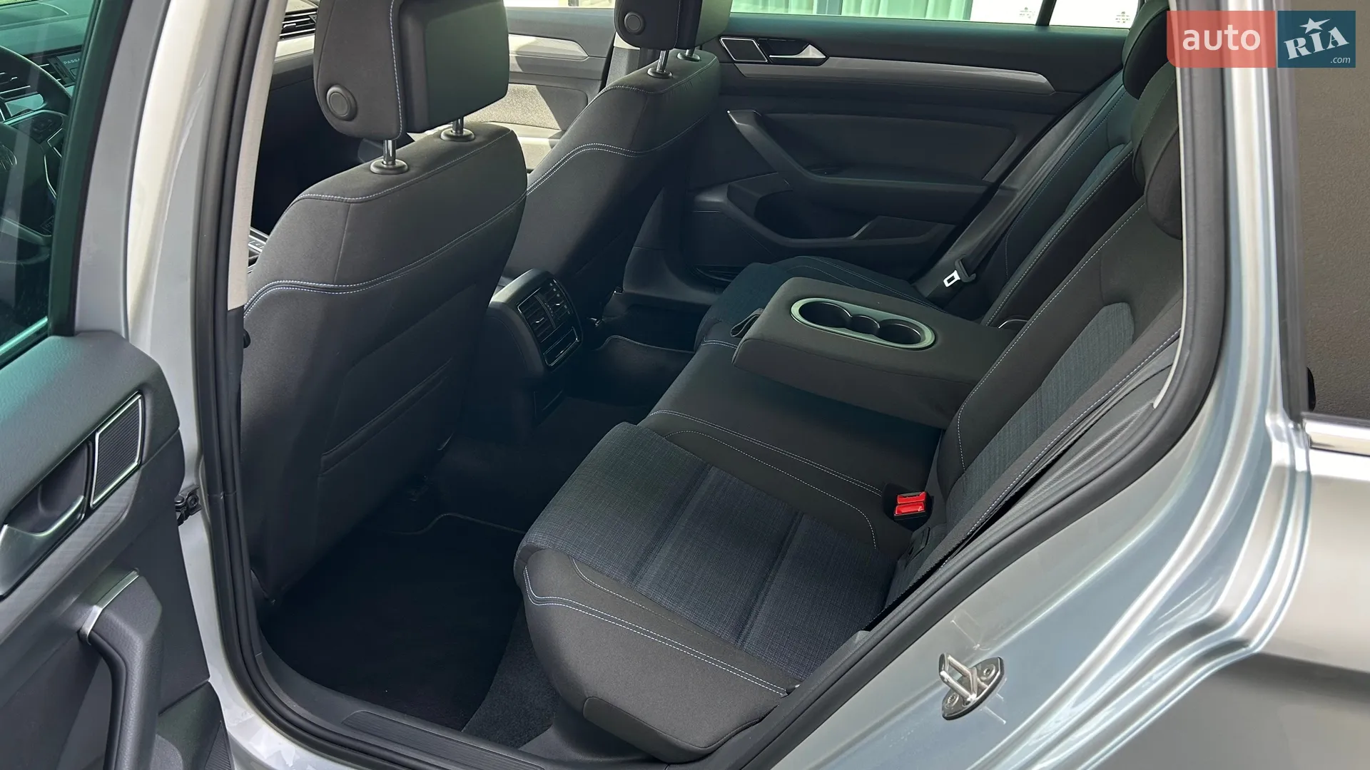 2022 Volkswagen Passat - мініатюра 18