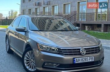 Седан Volkswagen Passat 2015 в Одессе